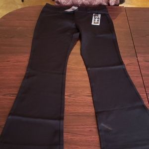 NWT Torrid 10R black pants